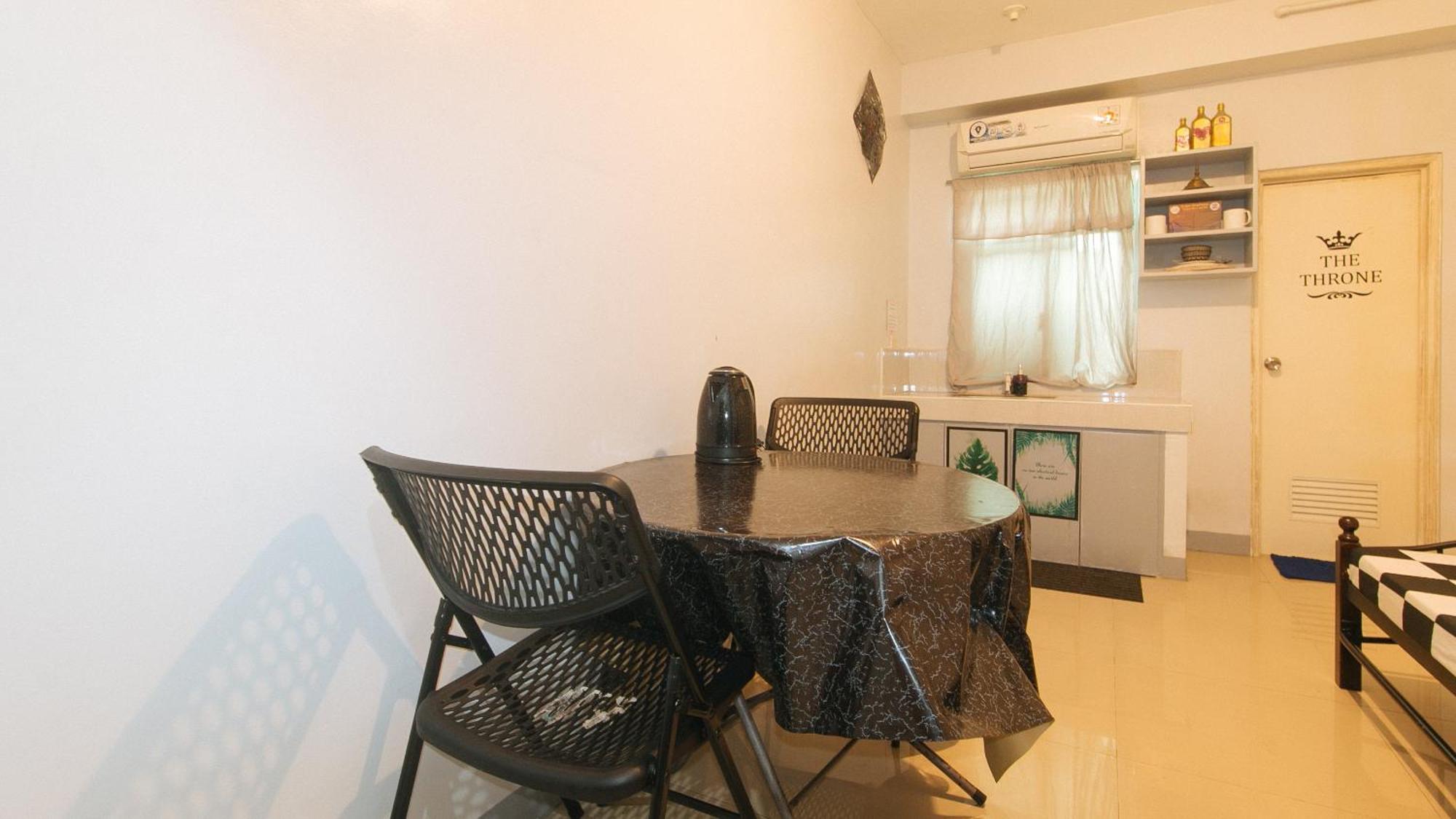 Budget Backpackers Transient House Near Naia By Reddoorz Pasay Eksteriør billede
